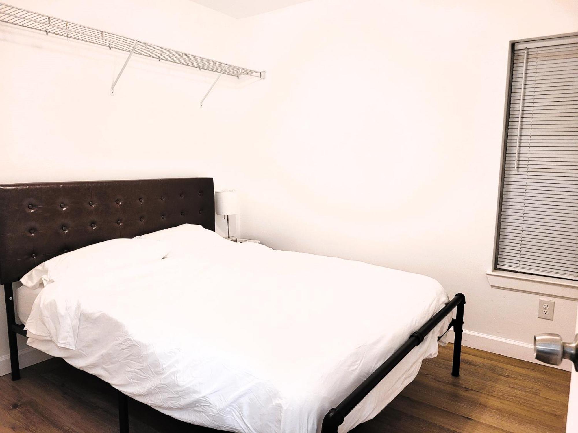 One Room In A Renovated Duplex House Near Fsu Tallahassee Exteriör bild